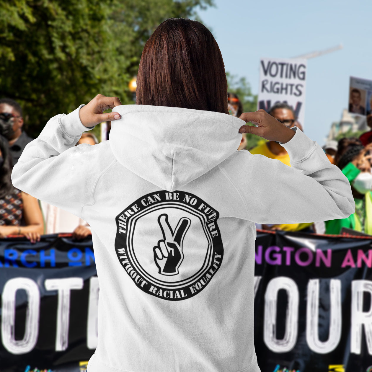 Peace without prejudice, there can be no future without racial equality. Comfortable and practical. It's extra soft and has a convenient front pouch pocket. Made from organic cotton and recycled polyester, this anti racism hoodie is a great eco-friendly choice.