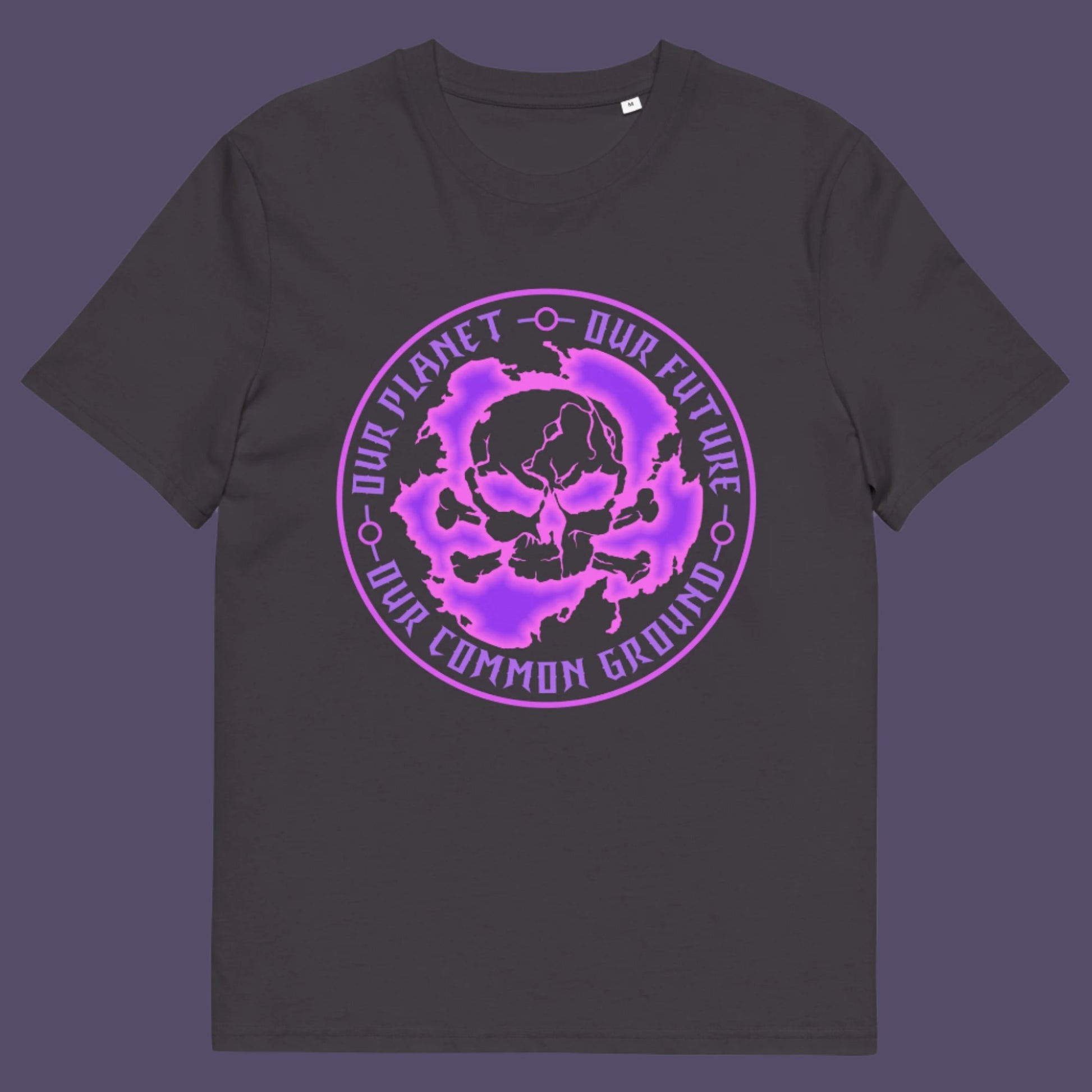 Anthracite t-shirt. A save the planet t shirt for nature lovers who have environmental concern. Planet welfare should be something we can all agree on. Made from 100% organic ring-spun cotton, this save the Earth t shirt is unisex, high-quality, super comfy, and best of all, eco-friendly. Pink design.