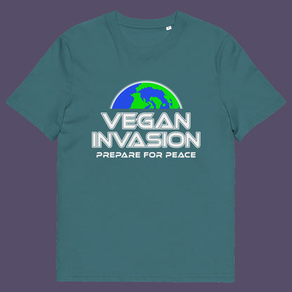 Stargazer t shirt. This vegan meat free t shirt design plays on the idea that other people view vegans as alien. Reassure people that you are a peaceful creature and remind them that you help to save the planet. Made from 100% organic ring-spun cotton, this plant based meat free t shirt is unisex, high-quality, super comfy, and best of all, eco-friendly.